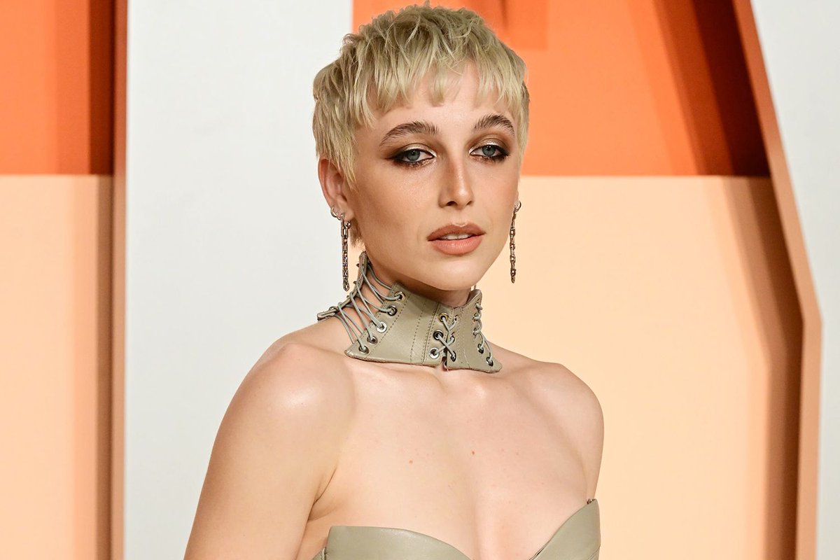 Crypto93103's tweet image. My prediction: @emmachamberlain will be the first influencer discover @InventMoneyApp

Her Instagram👇👇👇
instagram.com/emmachamberlai…

The someone famous is going to discover $INVENT is Emma Chamberlain that's my prediction @InventMoneyApp
$INVENT 
#InventMoney #Crypto #Prediction