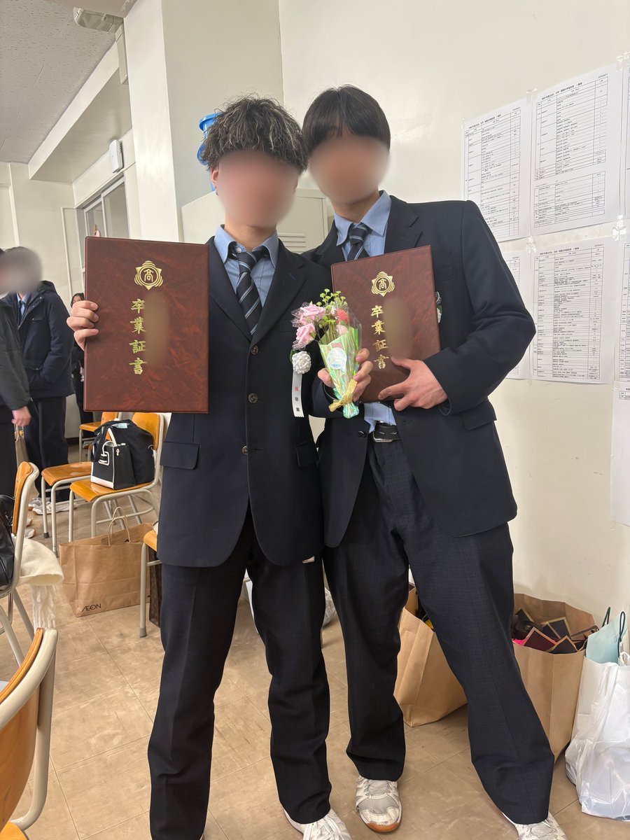 つっきー🌙·̩͙⋆͛ tweet media