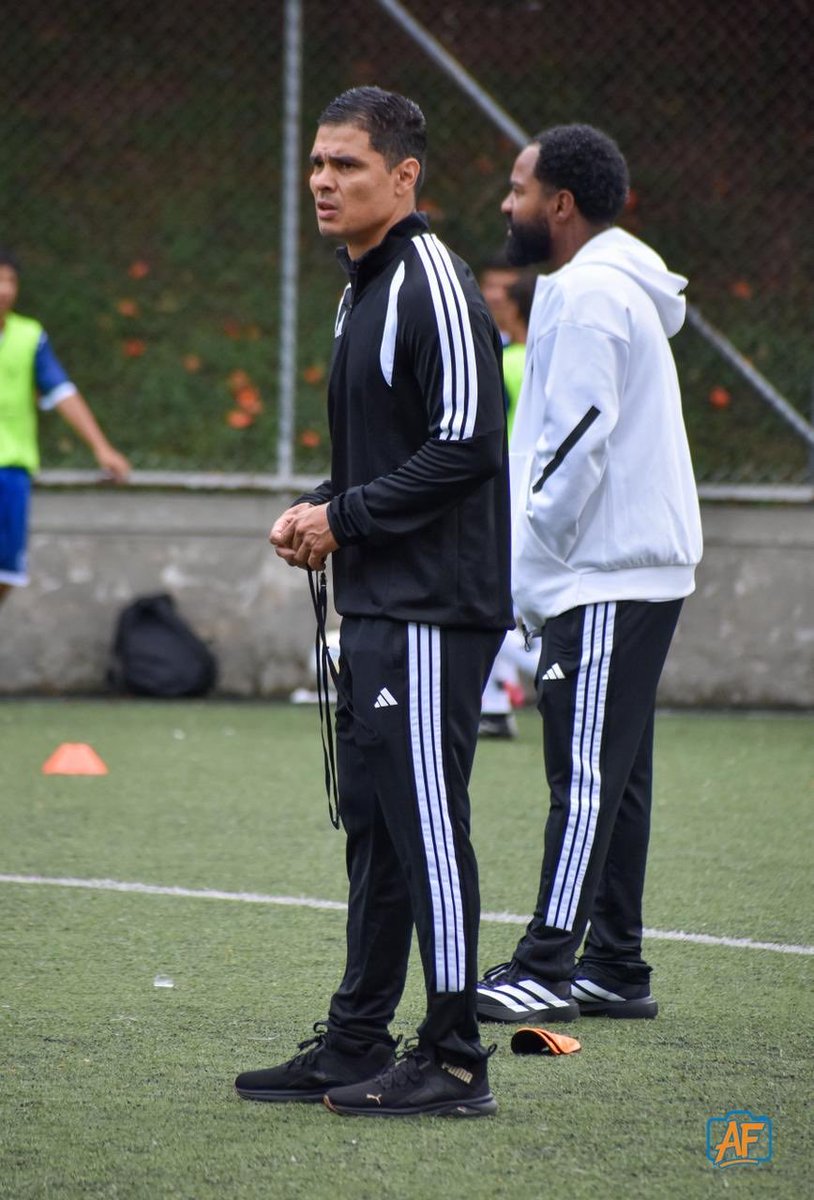 Luisao_M's tweet photo. ⚽️ https://t.co/nqshoKyBcH