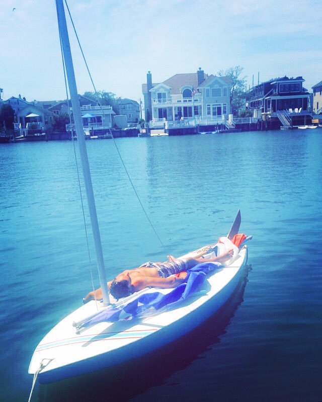 фцiиn tweet media