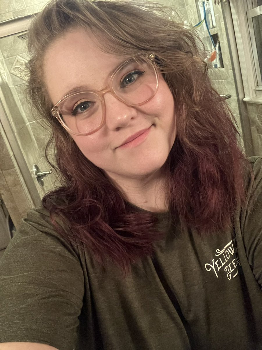 Hello from your local fluffy hair gal