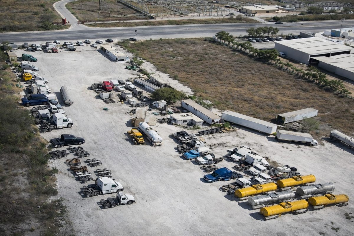 Operativos federales y militares "zarandean" al crimen  y al huachicol que opera en la frontera norte de #Tamaulipas 
Link nota:

paginaapena.blogspot.com/2026/03/operat…