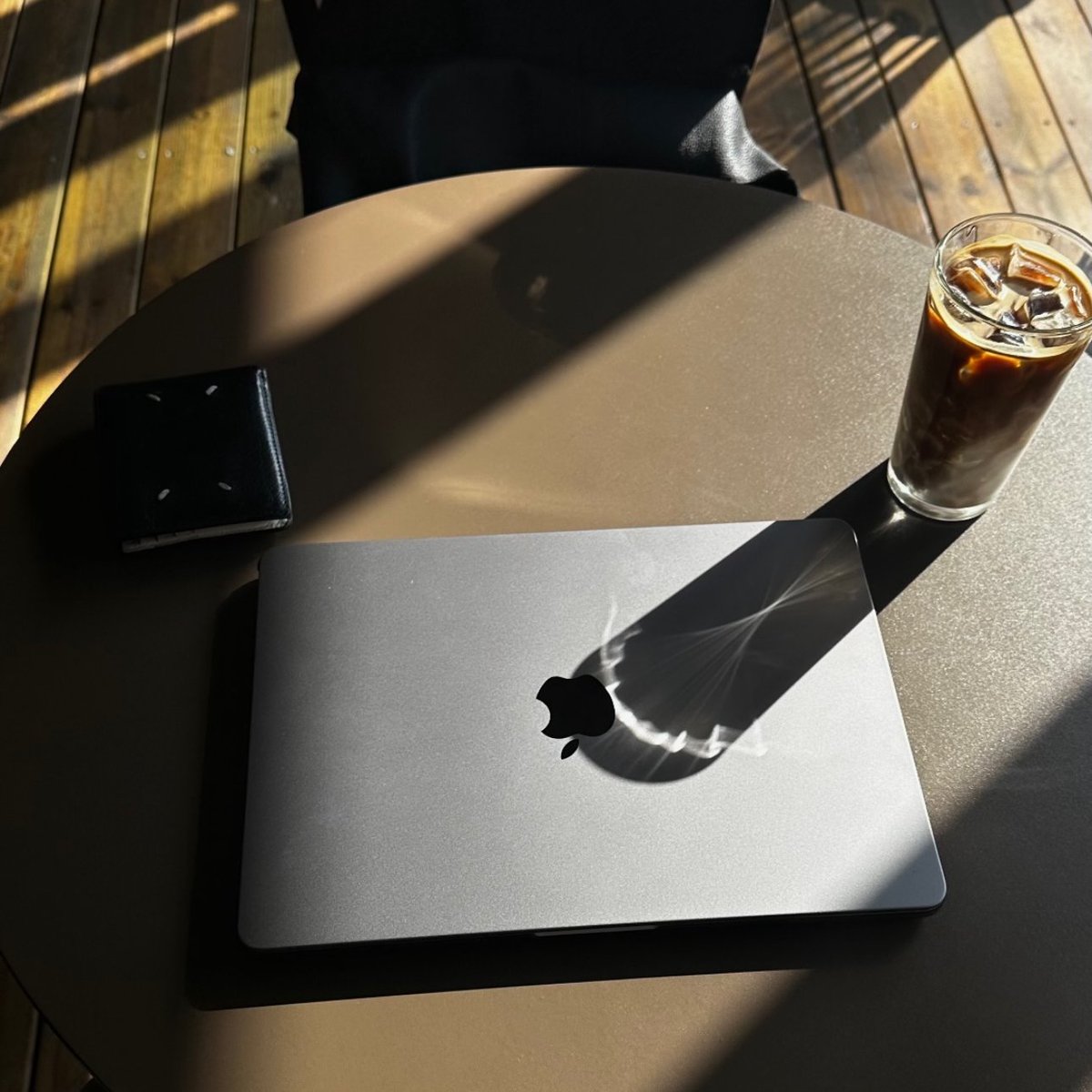 sukajalans's tweet image. hi! i’m Ve. i’m looking for new moots! ˚˖𓍢ִ໋❀ #langtwt #studytwt #ambistwt

⏵ he/him
⏵ i speak Indonesia, English, Teochew &amp;amp; Hakka (chinese dialect)
⏵ currently learning Mandarin
⏵ computer science graduate (computer vision &amp;amp; deep learning specialist)

let’s be moots!!