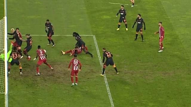 Çok geçmiş olsun, Allah acil şifalar versin...