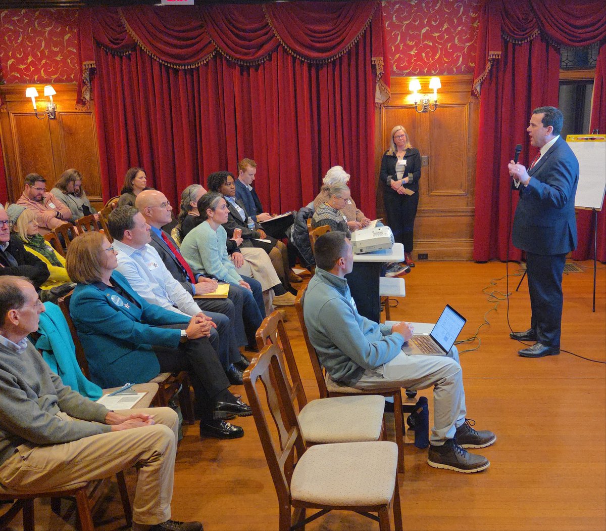 Greg Connor tweet media