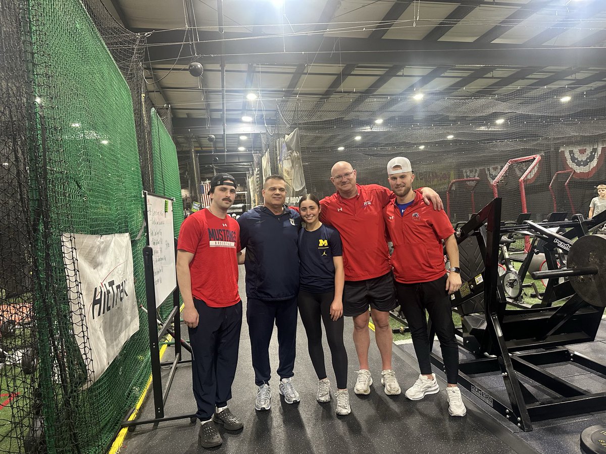 Stephanie Kleiner tweet media