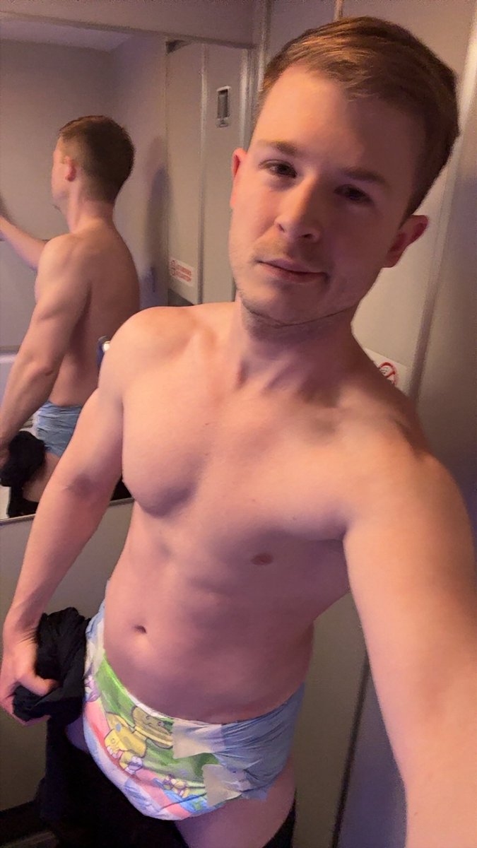 Pup Lyon tweet media