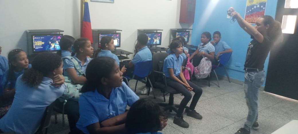 Infocentro Sucre tweet media