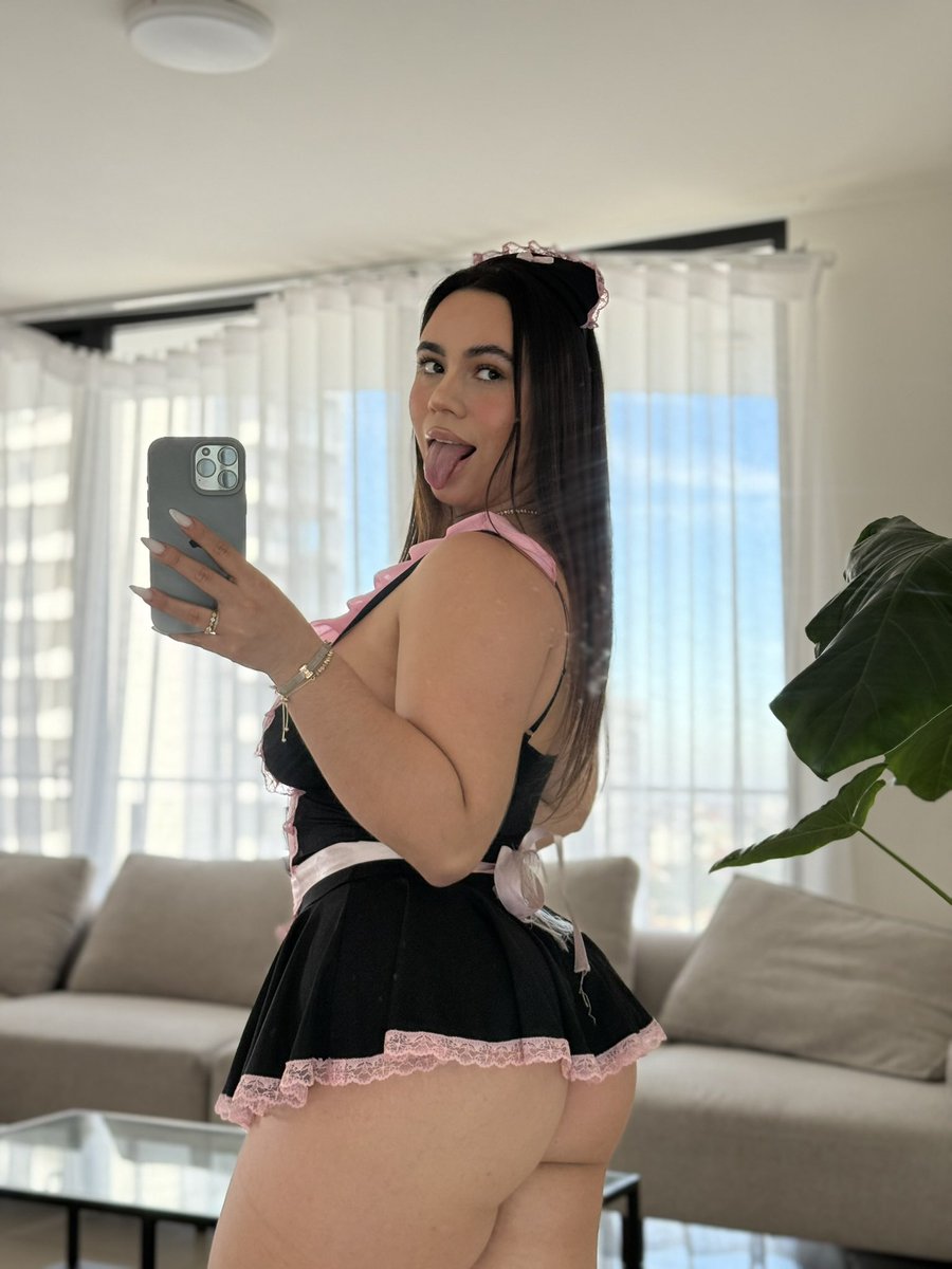 alejandra criscuolo 🍒 tweet media