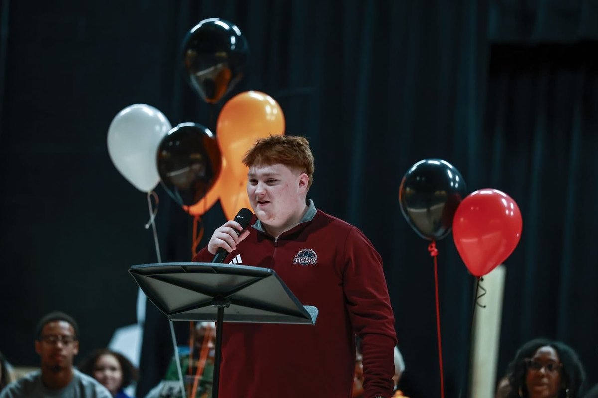 Woodford County Football tweet media