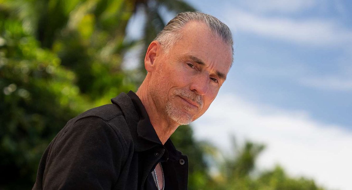 tvtalkswithtom's tweet photo. The South Pacific beef is lowkey the best storyline a season has had in YEARS

I’m INVESTED 😭 #Survivor50 https://t.co/ZHI2RDj0bc