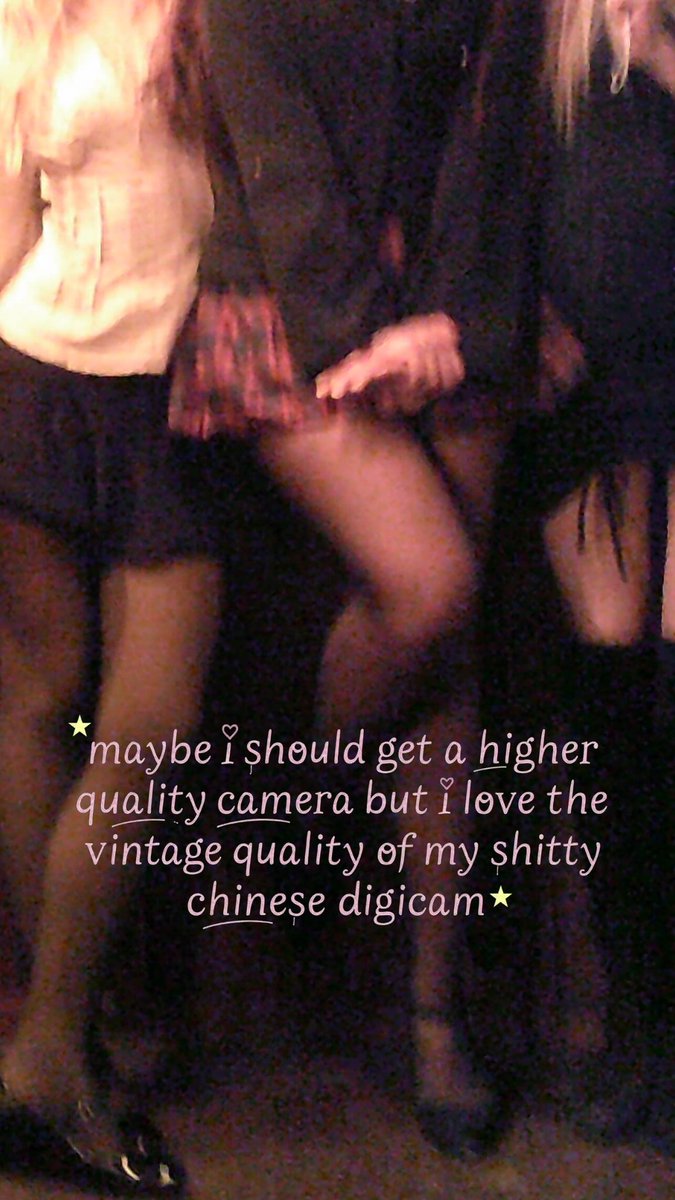 moons (@moonsandhues) on Twitter photo 