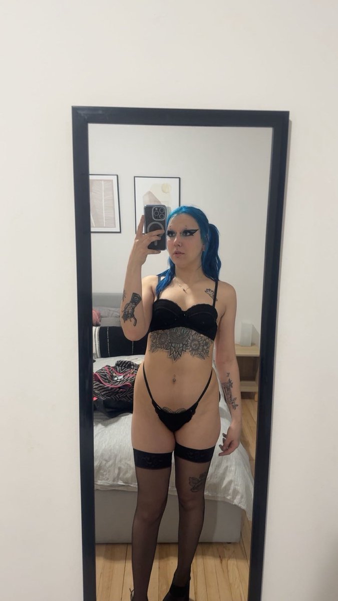 Blue Starr tweet media