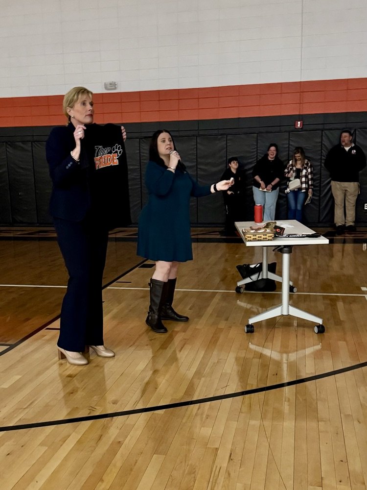 Greendale Middle tweet media