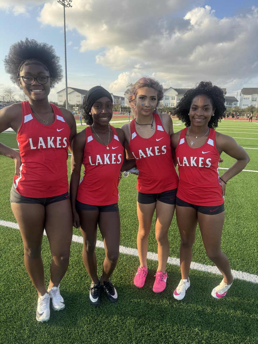 Cy Lakes Track & Field tweet media