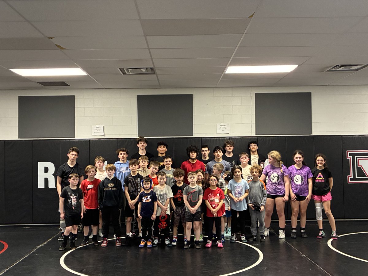 A great 1st night of club!  33 wrestlers in attendance! #Rebels