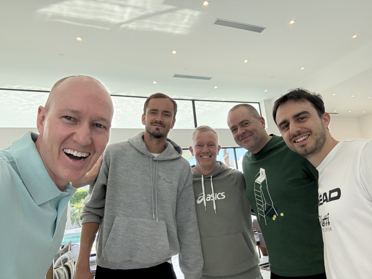 Olivier van Lindonk tweet media