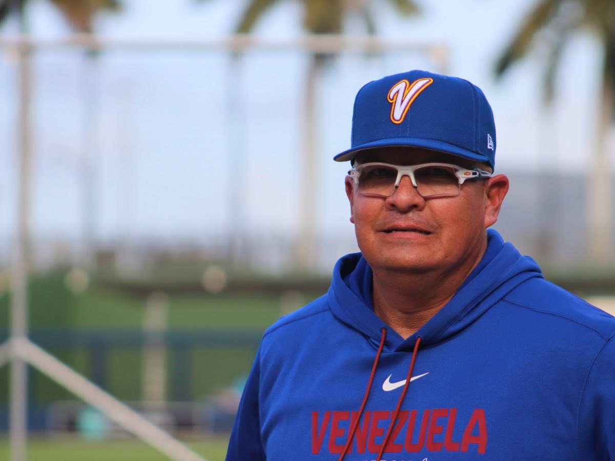 “A los jugadores les encanta vestir el uniforme venezolano y se enorgullecen de nuestro país. Creen el uno al otro, que podemos llegar a la final y ganar, eso es lo más importante. Si lo creen, no tendrán ningún problema.”
Omar López. Mánager de Venezuela.
#frasesdeportivas