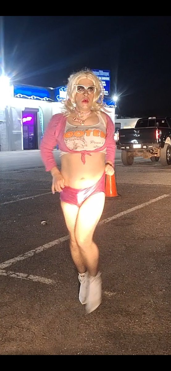 Sissy Veronica Dickdoll tweet media