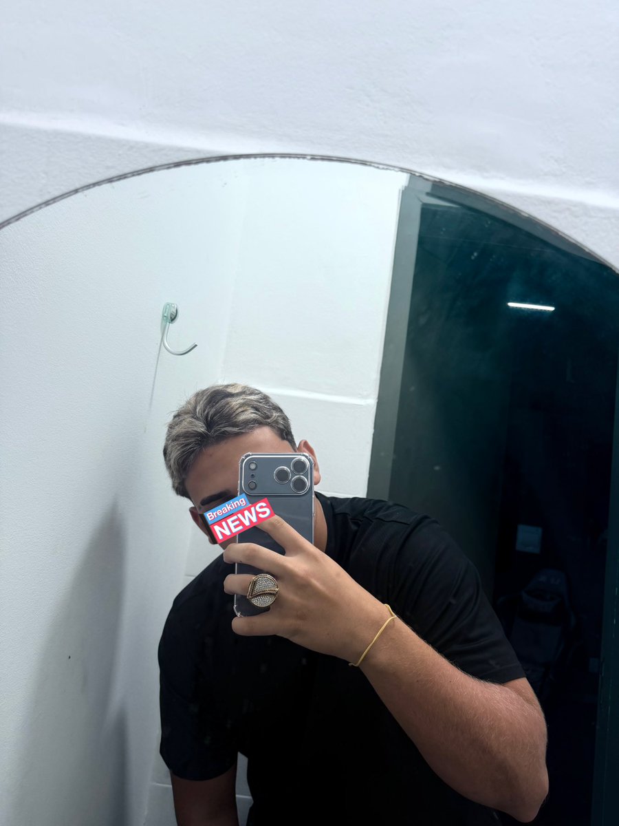 𝒟𝑜𝓂 tweet media