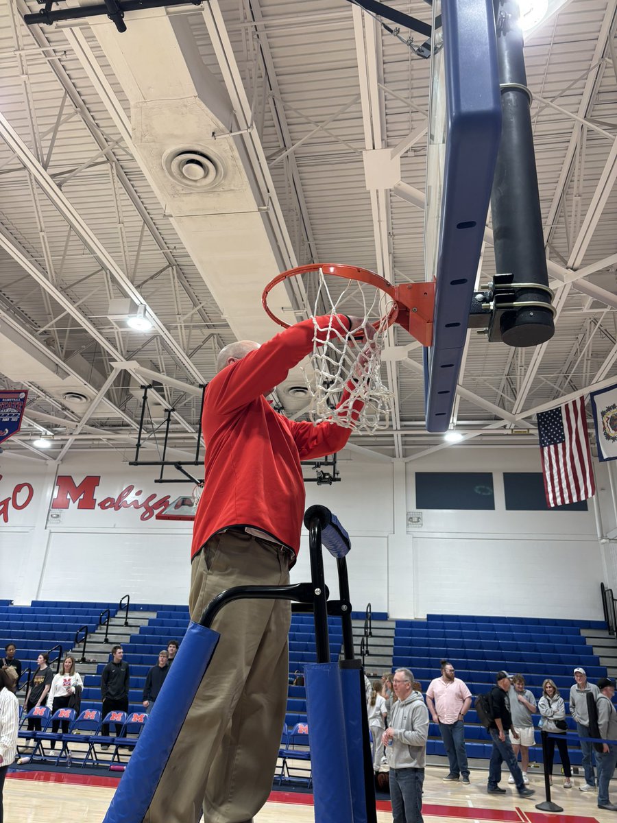 MohiganAthletic's tweet photo. State bound!!! https://t.co/QqzAKPsf68