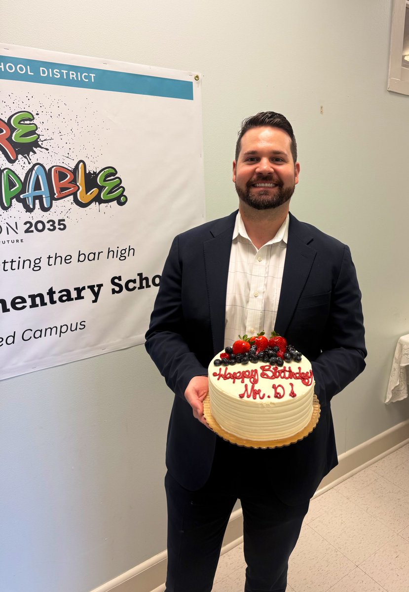 River Oaks IB World School tweet media