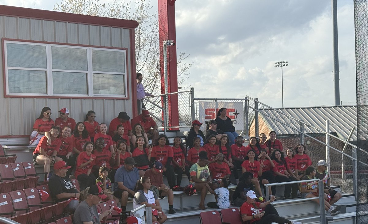 softball_wagner's tweet photo. We spent the evening watching some great D1🥎!  UIW-4 | U of H-7  @LTBAthletics @JISD_ATHLETICS @JudsonISD https://t.co/ZdUOimDx0j