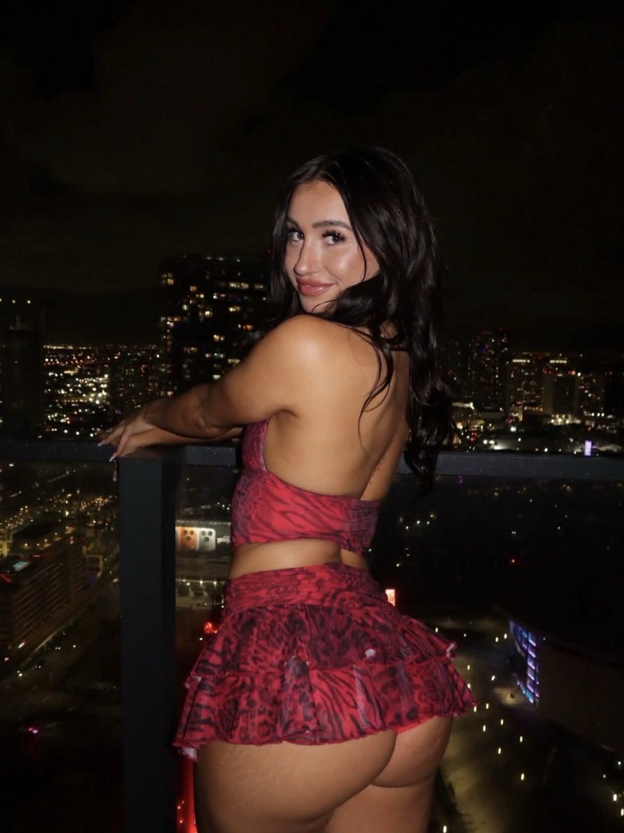 PrettyGirls tweet media