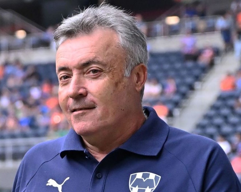 Chaleeees!!!
Me hubieran aguantado un partido más en Rayados para ganarle al Querétaro

🤣🤣🤣 🐧