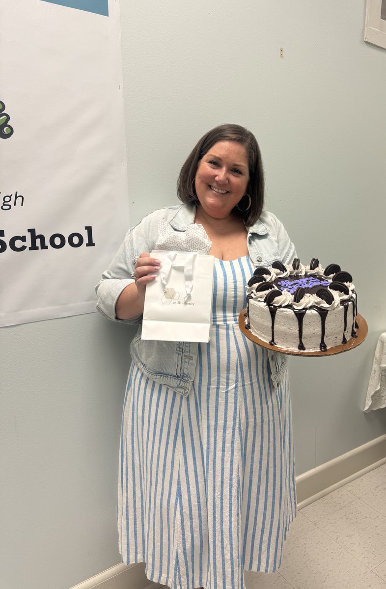 River Oaks IB World School tweet media