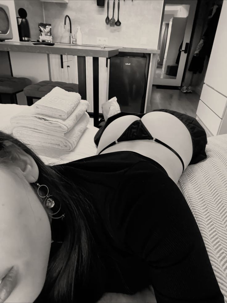 whisperdark_'s tweet photo. ㅤㅤ

ㅤ ㅤ ♛ y ahora lo tengo de  
                     rodillas ante mi..
ㅤ ㅤ https://t.co/VUs79KxqUs