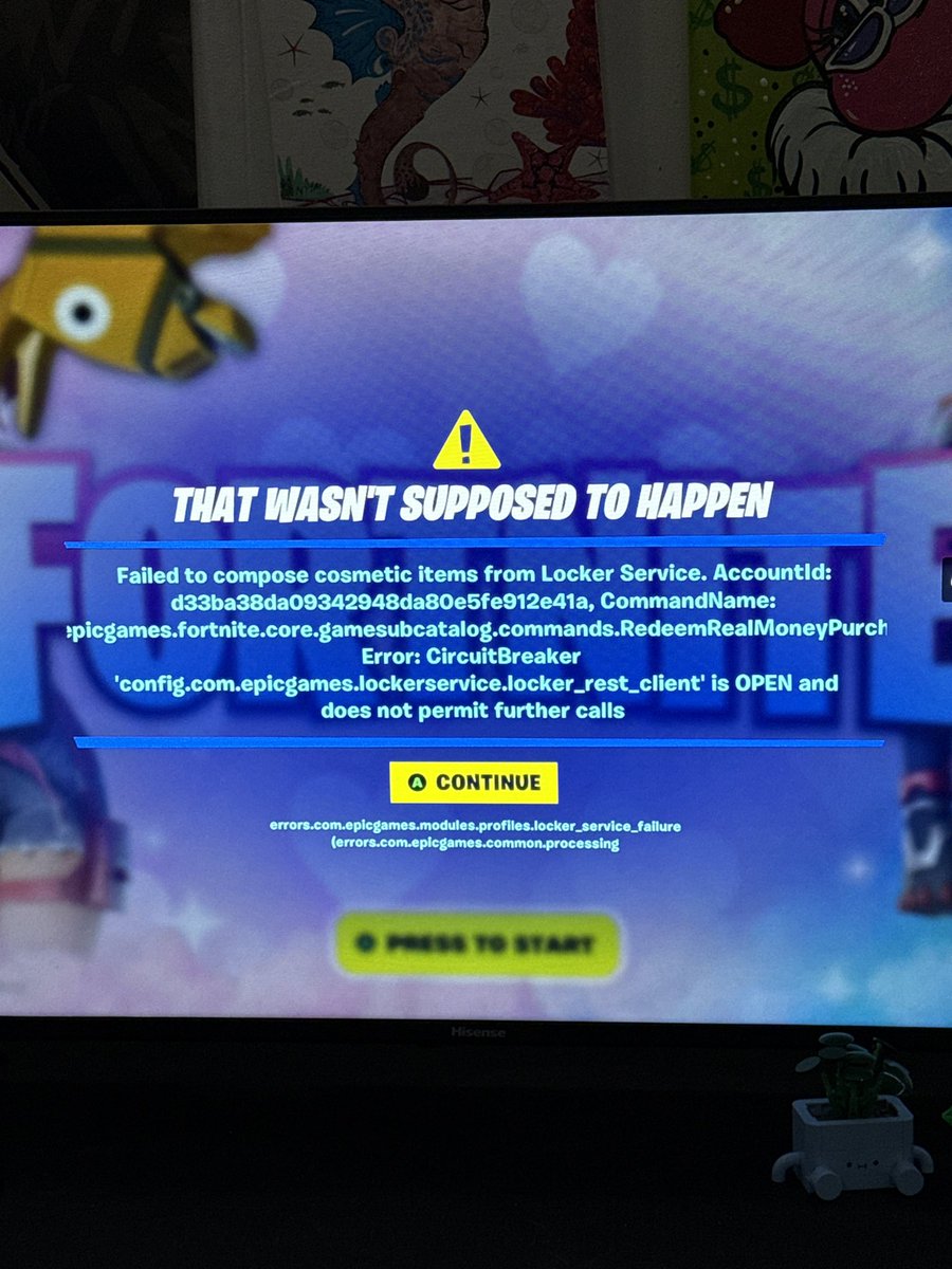 CalebEvergarden's tweet photo. @EpicGames can’t play Fortnite on Xbox for some reason, but your website says 0 issues and I’ve tried to restart the game, console and wifi. https://t.co/J0CdTrPZYH