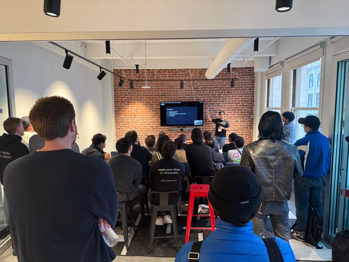 Crossmint tweet media