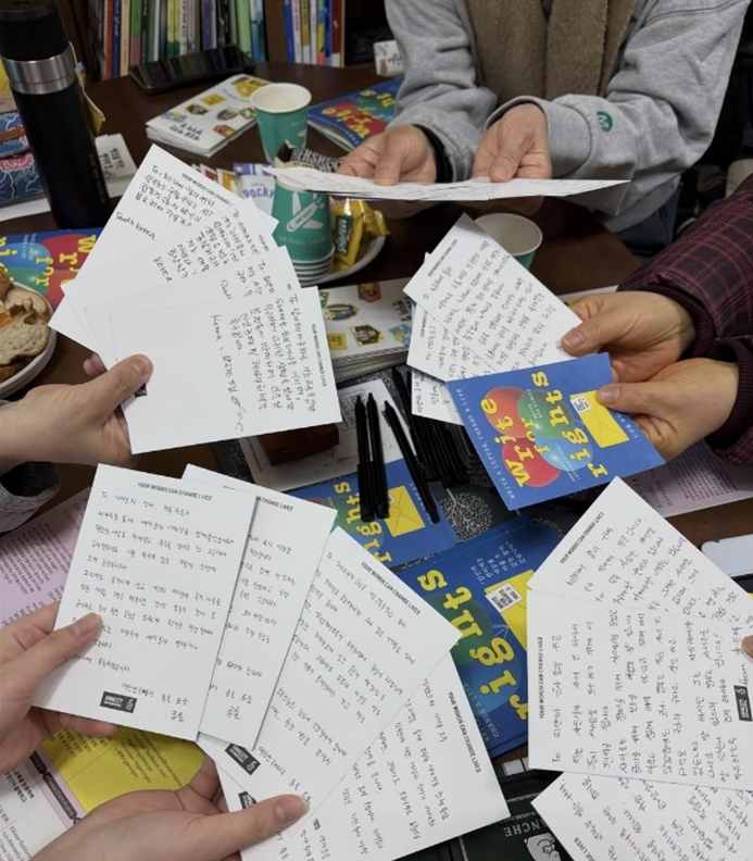 동네서점 tweet media