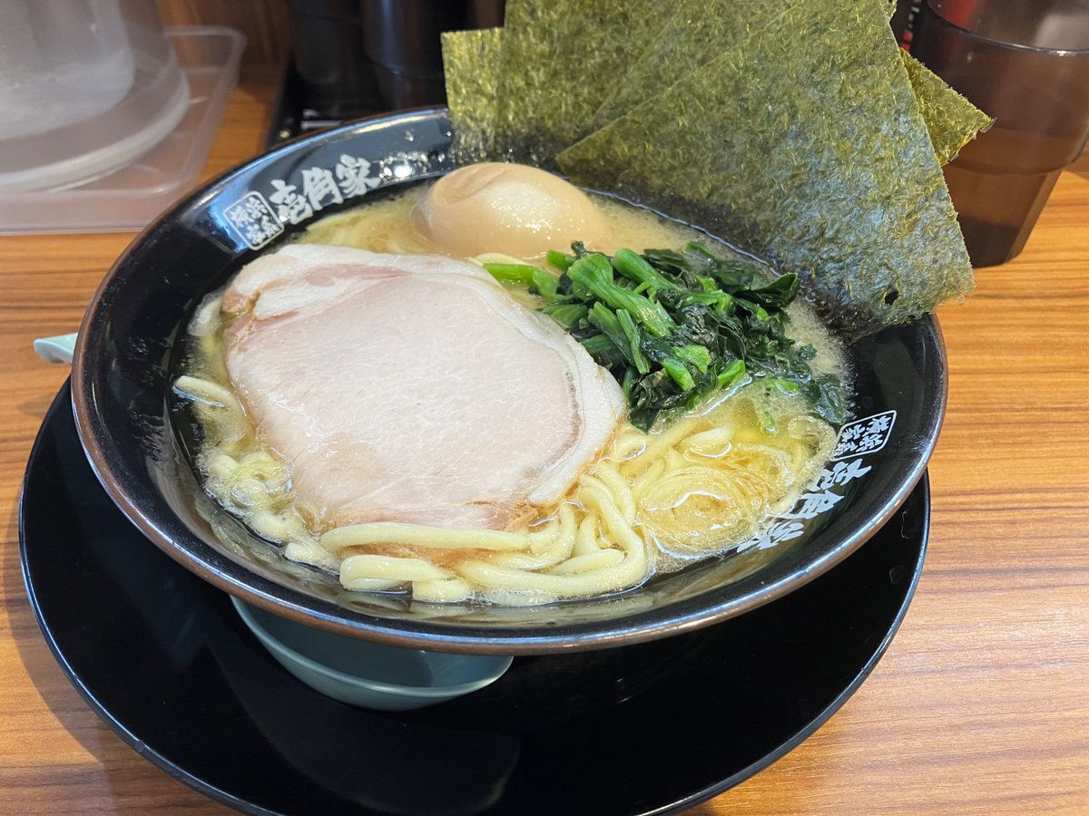 朝ごはん食べてなくて、
お腹すいた。
早めらーめん🍜
いただきまーす🙏

#らーめん