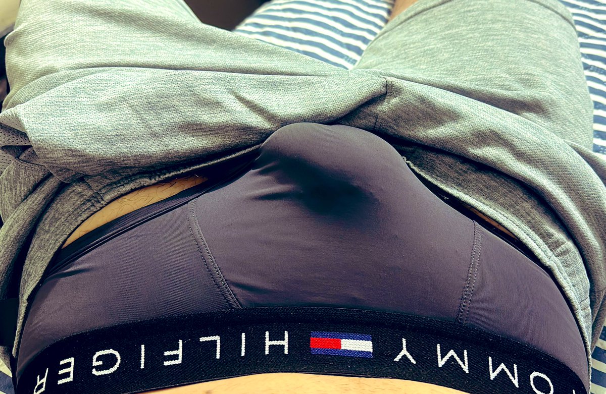cruzoscarmario's tweet photo. Llegando del gimnasio 🏋️ 💪 🦵 https://t.co/mpEbjFxkY8