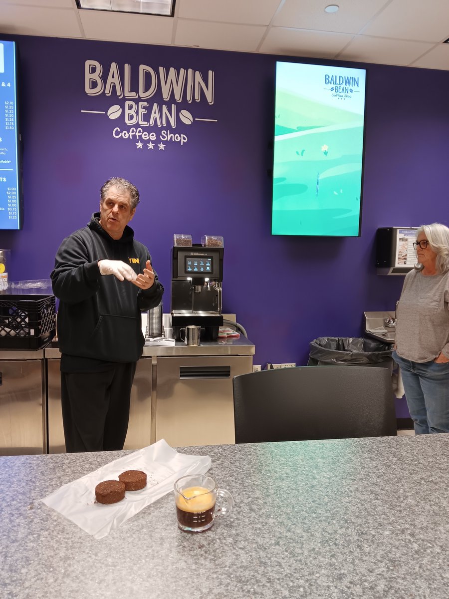 Joyce Weber tweet media