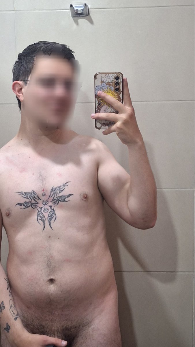 Caged_boy tweet media