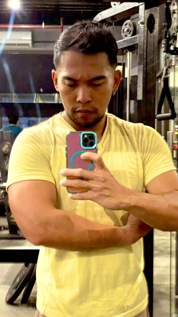 siantithesis's tweet photo. For choking purposes 😈 #cebu #cebucity https://t.co/XfpQFI9xcO