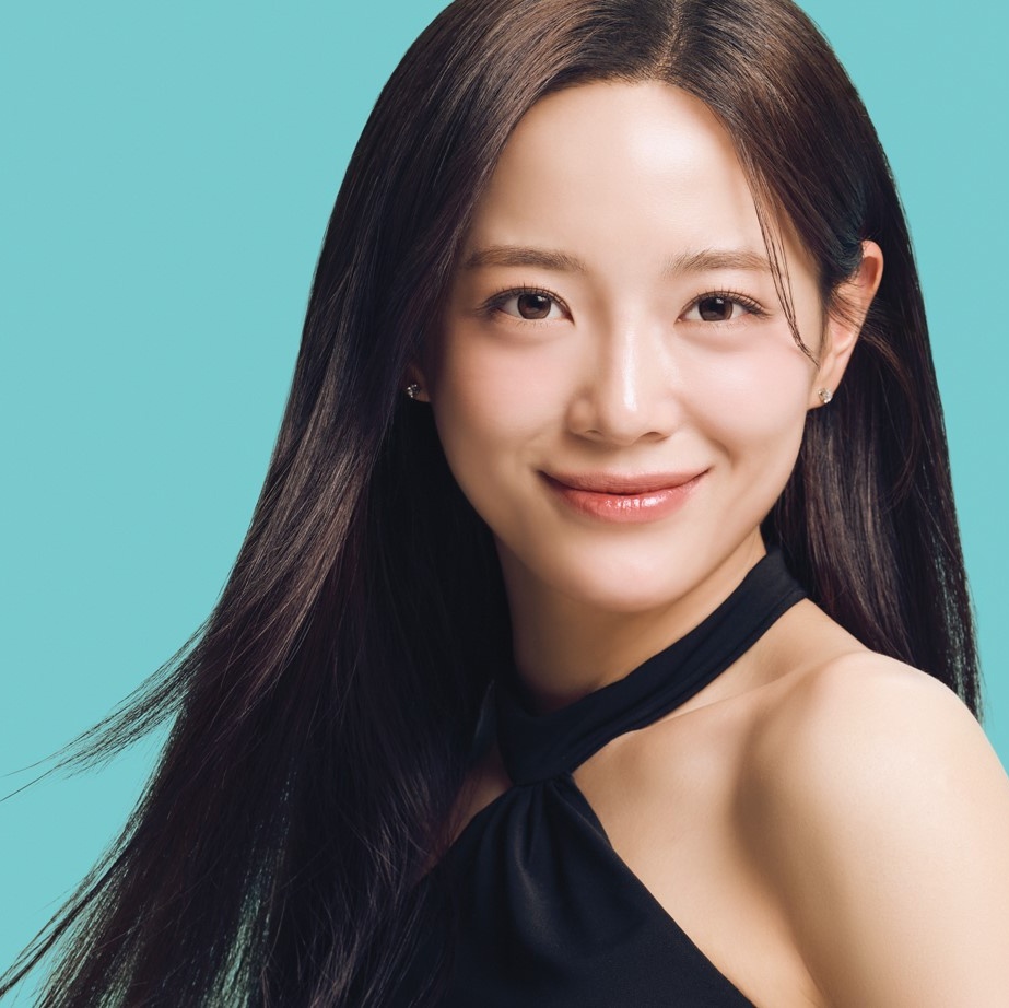 진짜 개쩌는 얼굴..