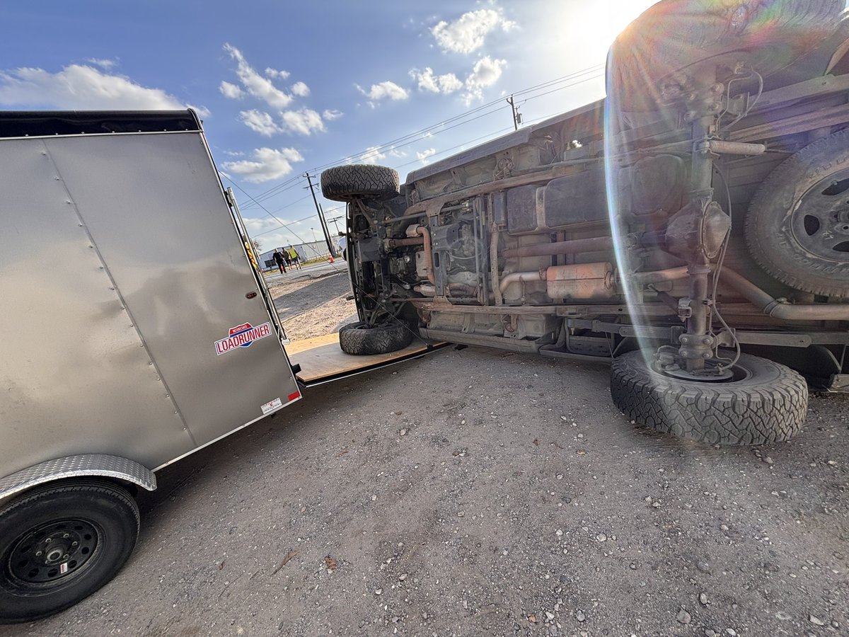 SmittyPlaysYGO tweet media