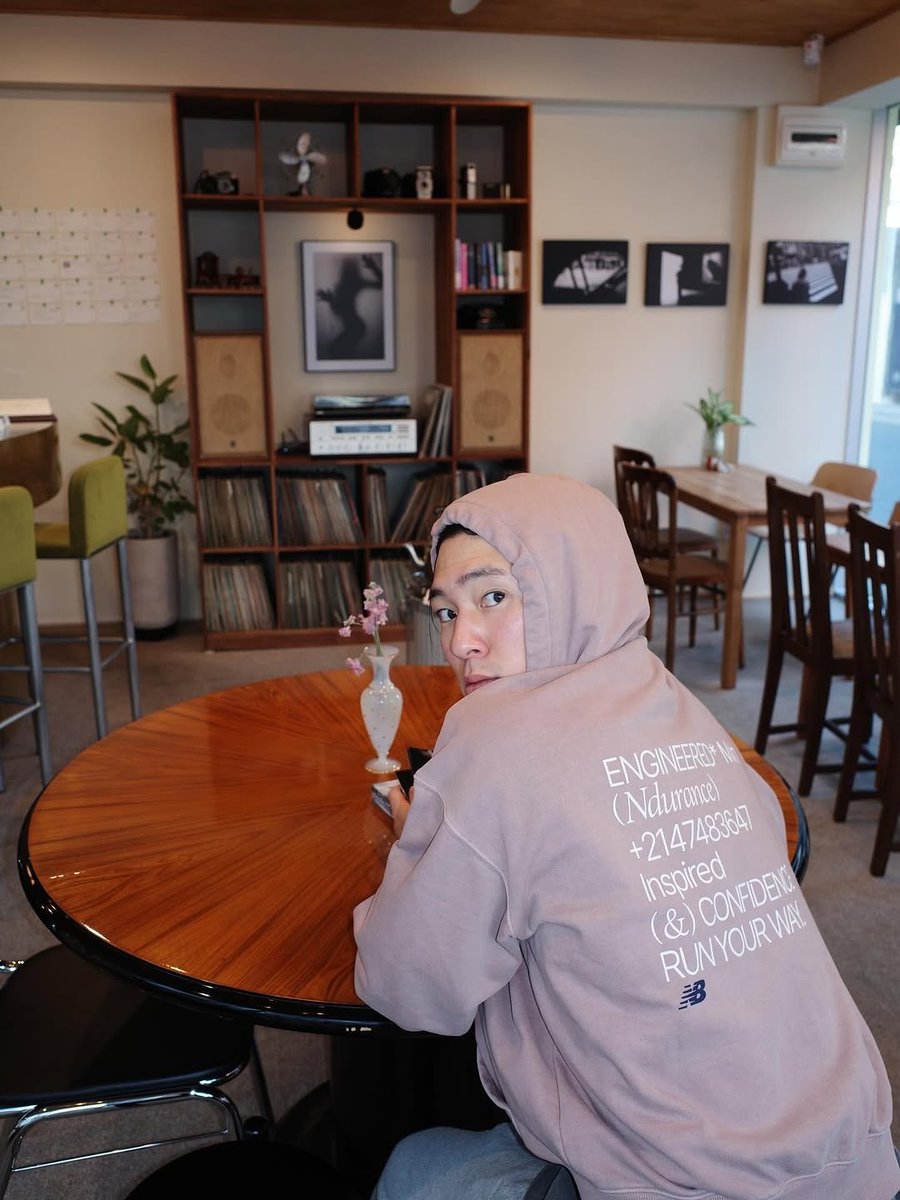 "mas permisi"                                       "mas? tuan putri!"