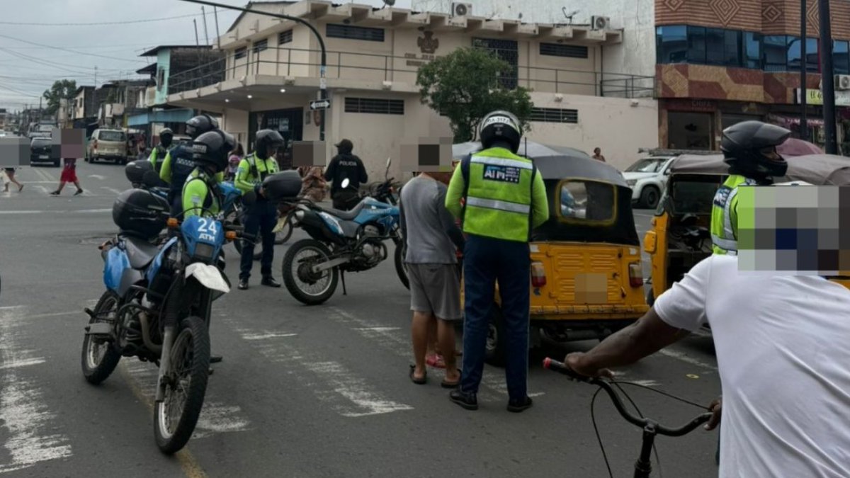 ATM TRÁNSITO tweet media