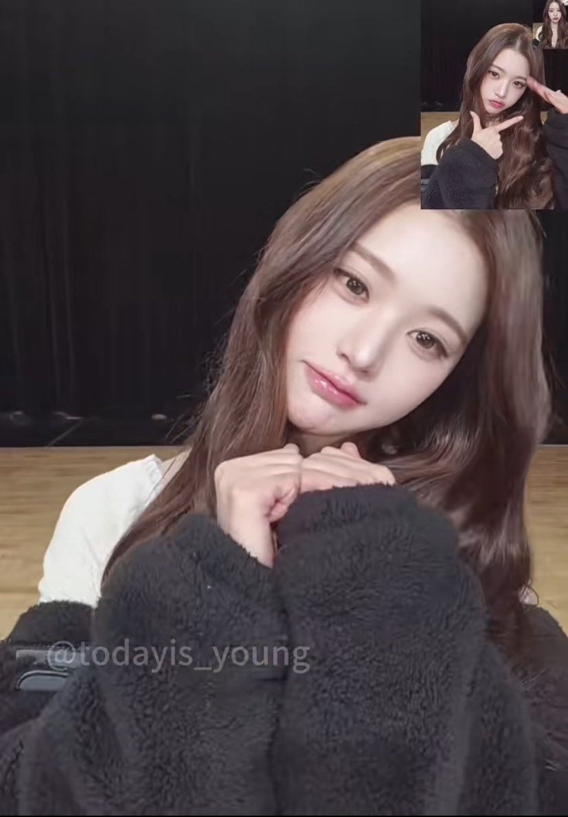 Room0tt's tweet photo. 언니 오늘 너무 춥지ㅜ
                                              엉... 오늘 몇도래?
보고싶었도♡
                                              ...?
                                              우리 어제도
                                              같이 있었는데? https://t.co/TjmnLX3vUI