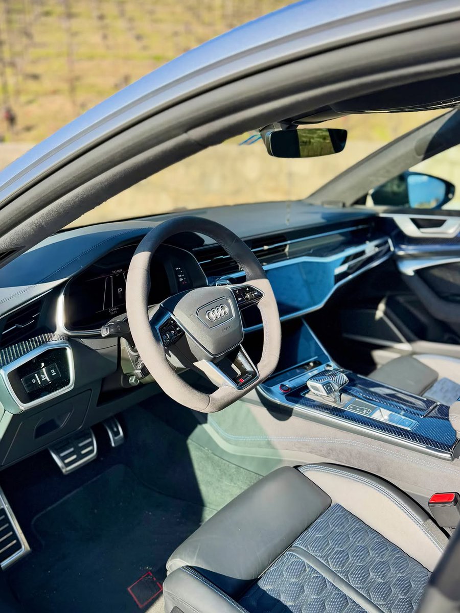 TheAutoHub's tweet photo. Audi RS7 https://t.co/ywi4B81xFu
