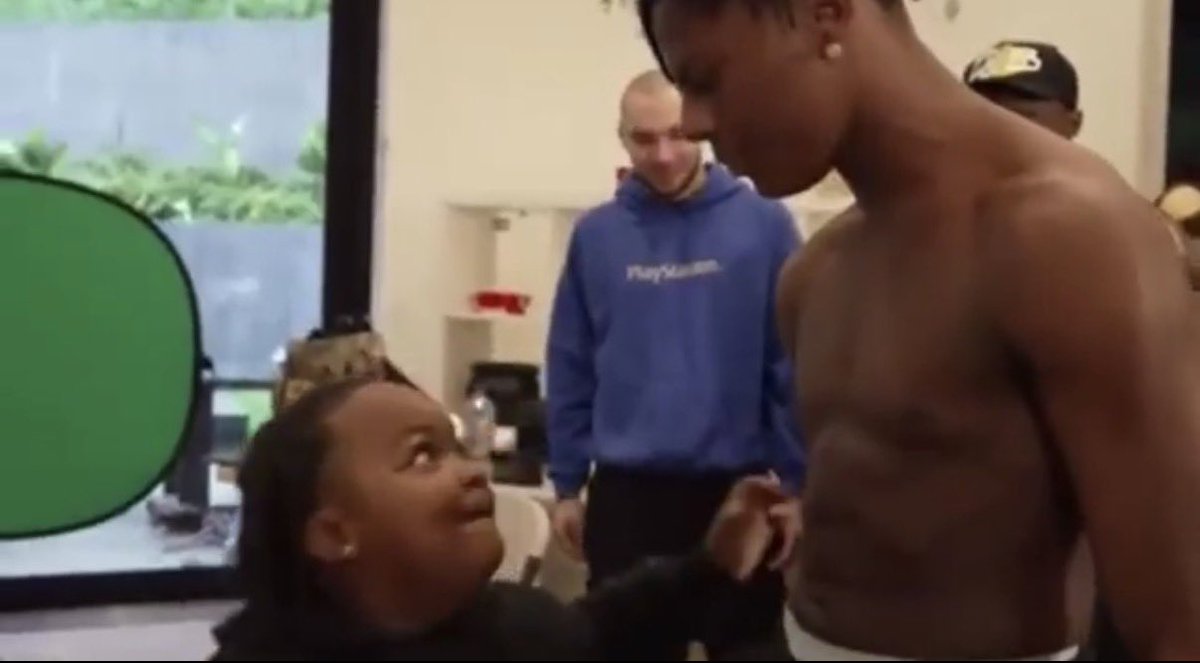 Trend_X_Now tweet media