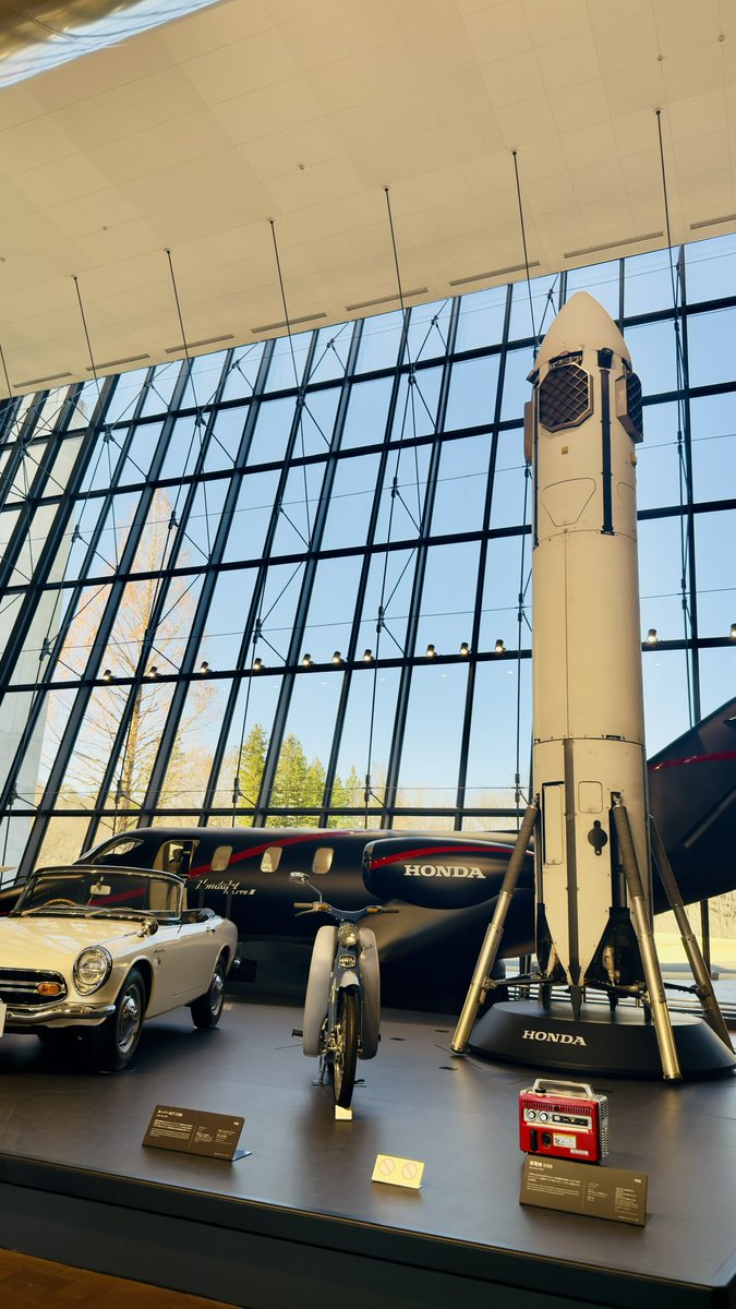 motegi_official's tweet photo. 本日から！
ホンダコレクションホールにてサステナブルロケット実験機の展示が開始されました🚀

ぜひご覧ください✨
#モビリティリゾートもてぎ https://t.co/e73IterJro