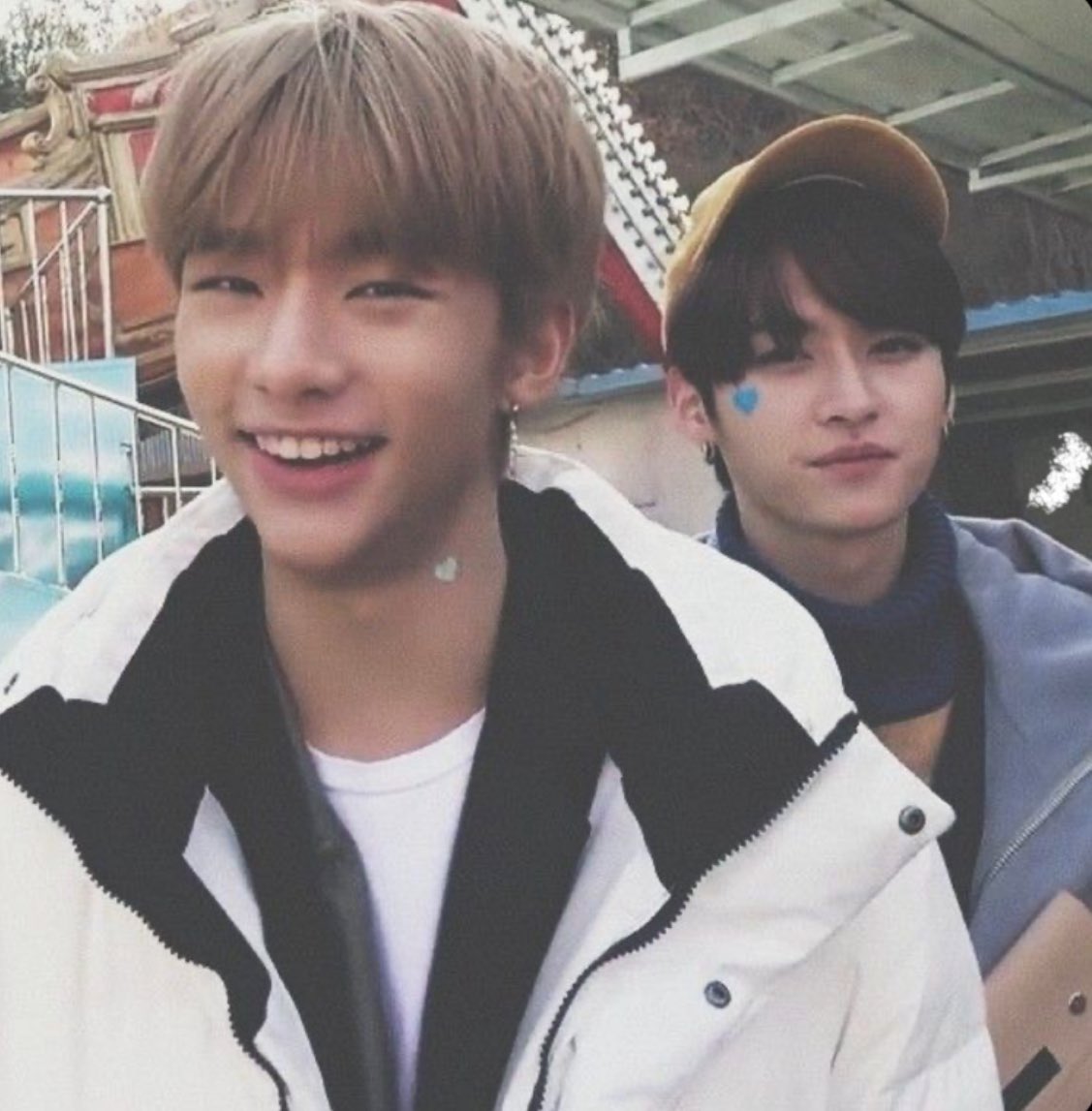 flandelino's tweet photo. ꒷꒦︶꒷꒦︶ ๋ ࣭ ⭑꒷꒦꒷꒦︶꒷꒦︶ ๋ ࣭ ⭑꒷꒦

 BUSCO MUTIS Q LES GUSTE EL
HYUNHO Y INTERACTUEN !! ✮⋆˙
 
  ──★ ˙HYUNHO🥟🐰 ̟ !!
            
          ᛝ #skztwt #staytwt  ᛝ
                  ᛝ  #hyunho  ᛝ

        ↻+♡ = HYUNHO REAL https://t.co/qhPJXGk0Pv