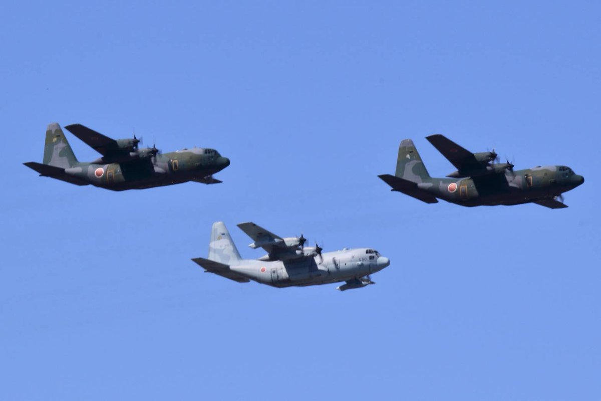 0728S15's tweet photo. #小牧基地航空祭2026
晴れ予報で本当に良かったー！
色々思うことはありましたが楽しめました
転がりもしっかり楽しめるのはありがたいです🥰
お疲れ様でした！ https://t.co/h5uCsihNlJ