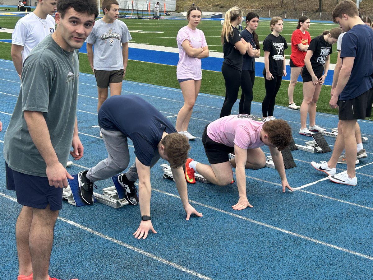 Norwin Track & Field tweet media